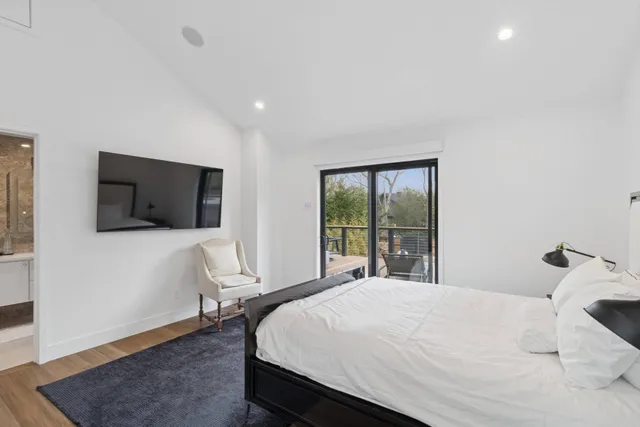 $80,000 | 124 Big Fresh Pond Road, Southampton, NY 11968