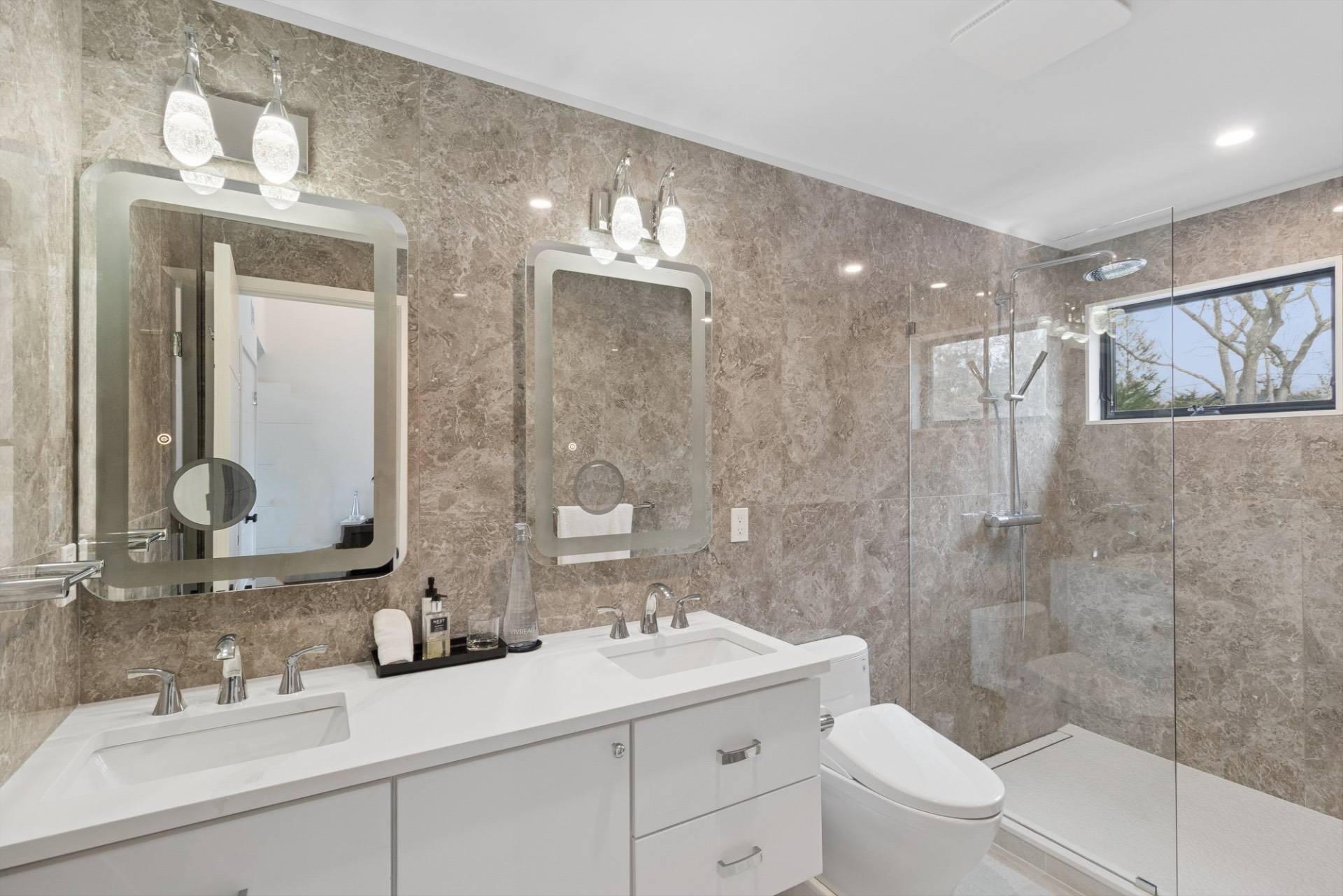 124 Big Fresh Pond Road Southampton, NY 11968 - Photo 26 of 40