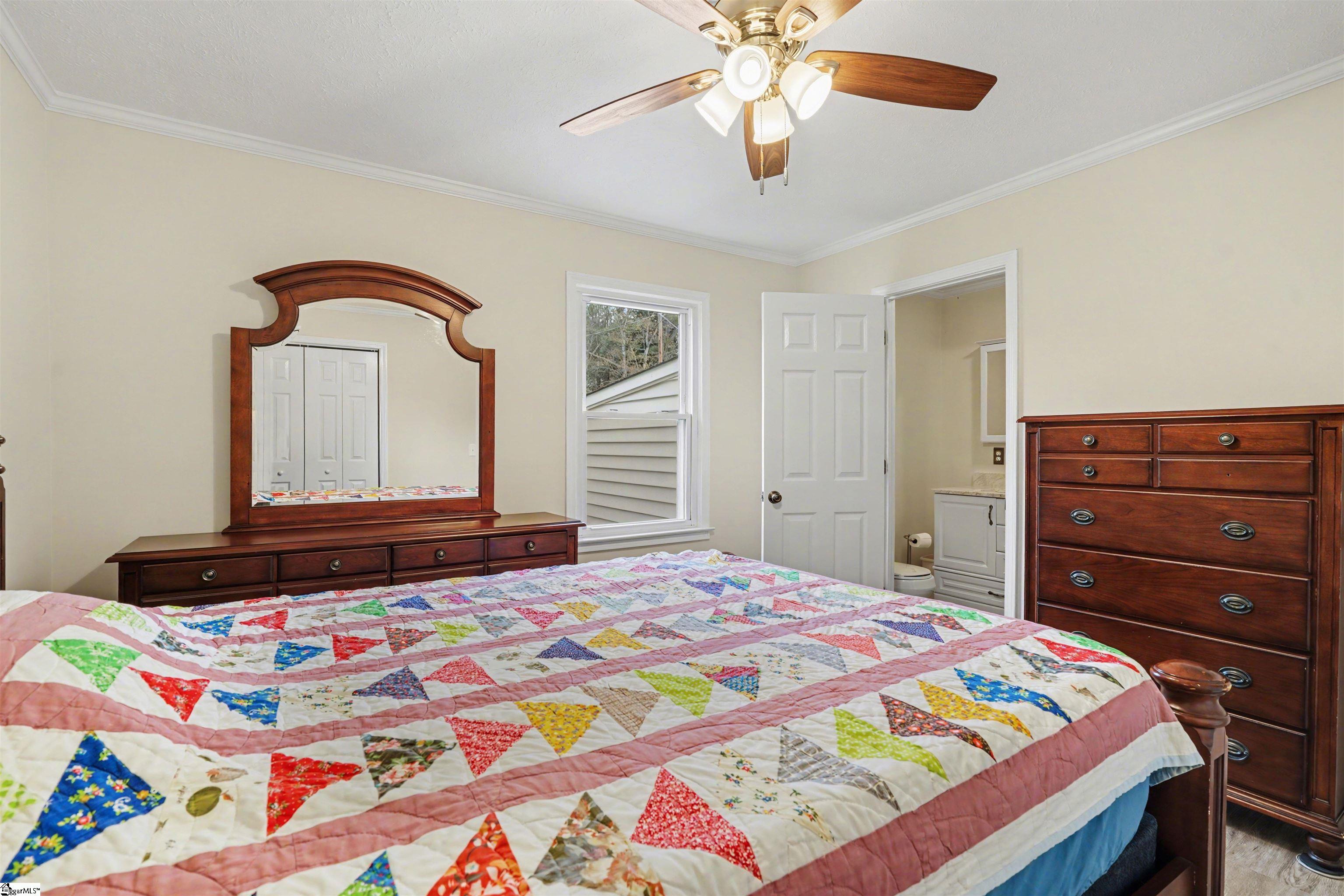 242 Vera Holliday Road Six Mile, SC 29682 - Photo 12 of 24