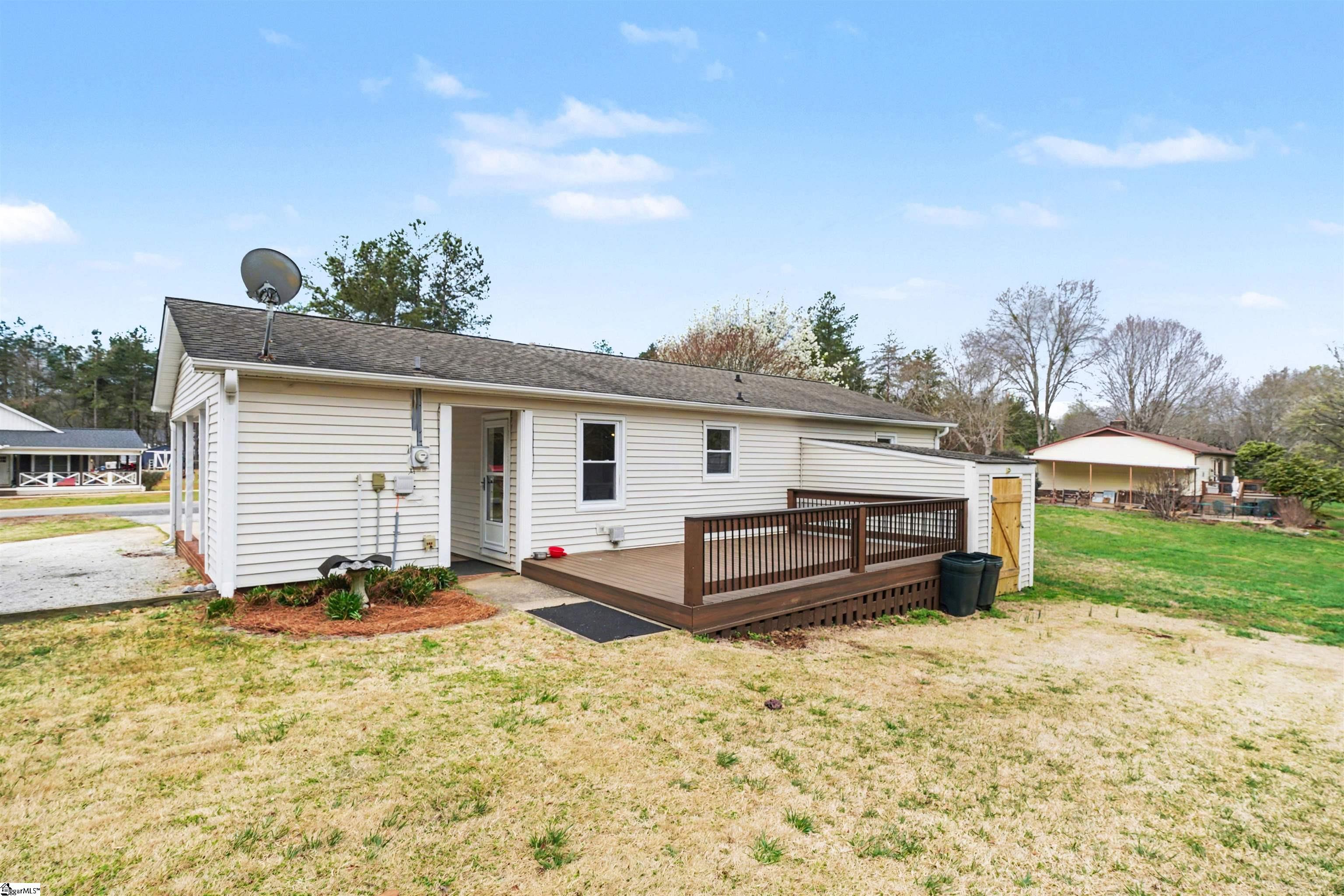 242 Vera Holliday Road Six Mile, SC 29682 - Photo 18 of 24