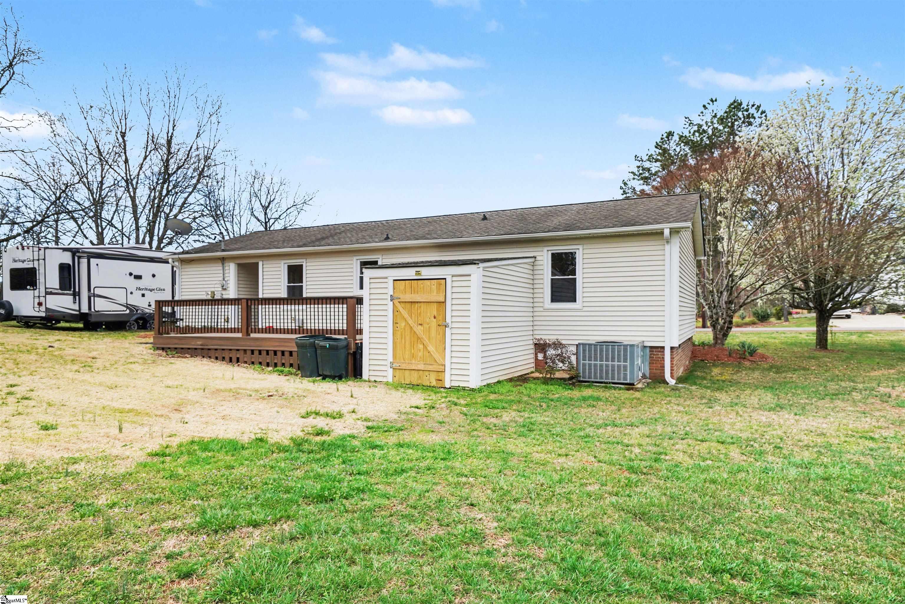 242 Vera Holliday Road Six Mile, SC 29682 - Photo 21 of 24