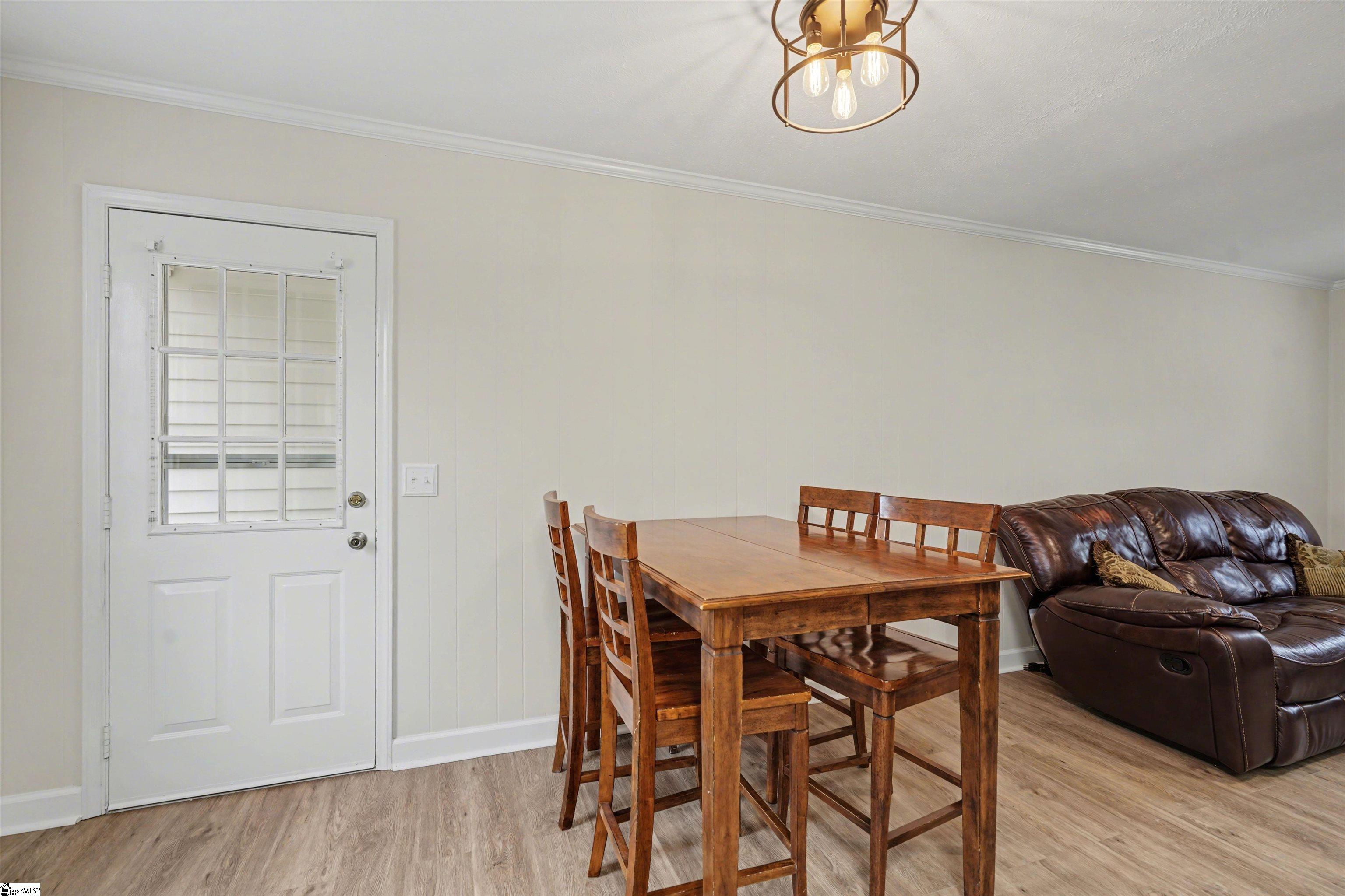 242 Vera Holliday Road Six Mile, SC 29682 - Photo 7 of 24