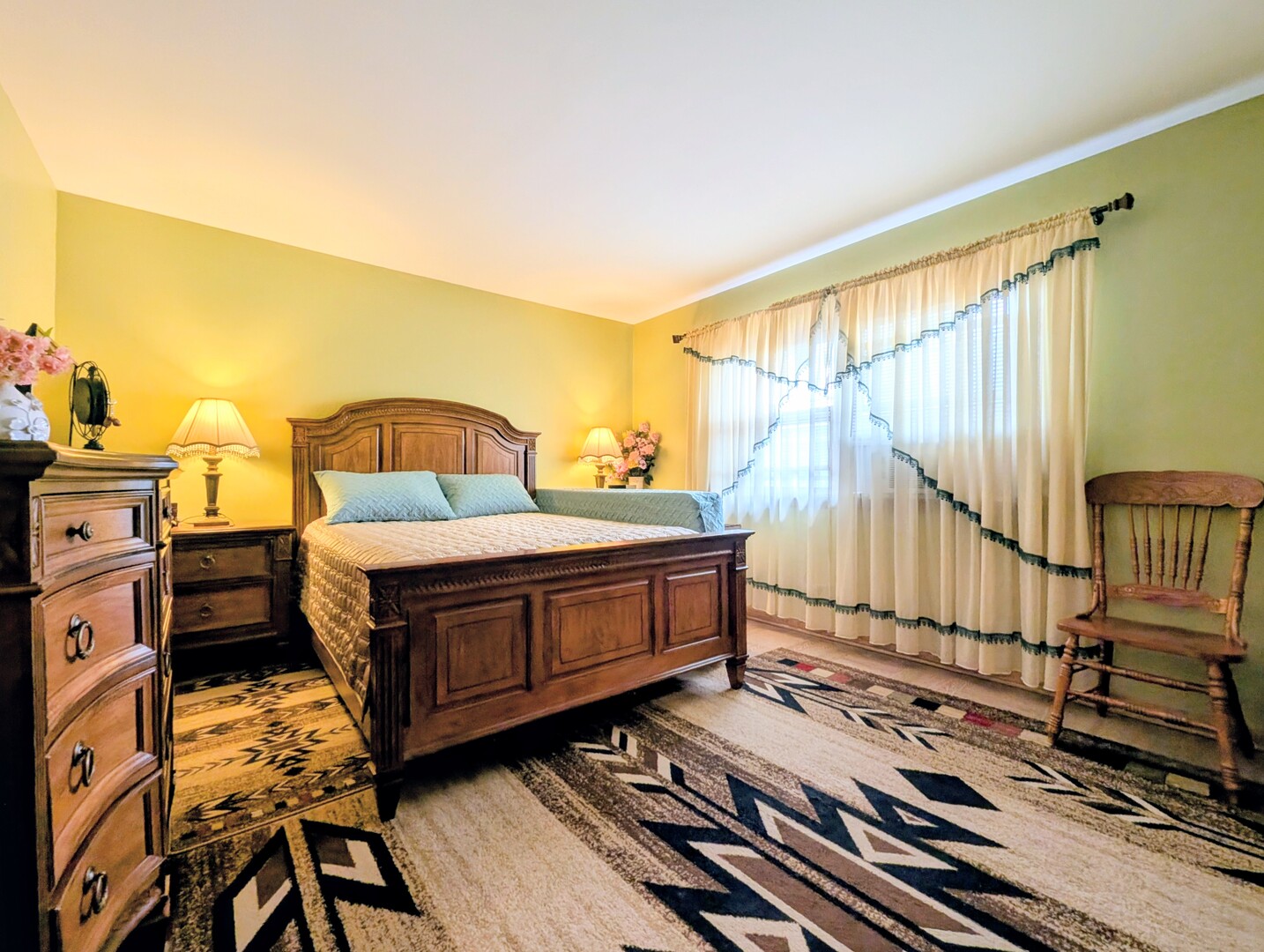 4229 North Keystone Avenue, Unit 3H Chicago, IL 60641 - Photo 14 of 22 a view of a bedroom with wooden floor