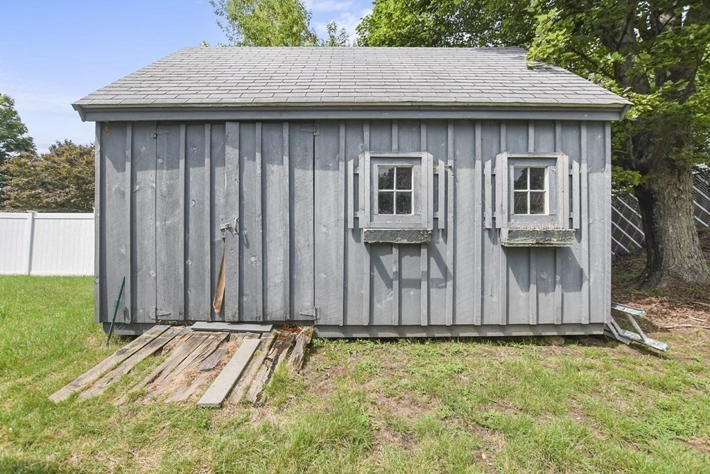 3 Matthew Road Billerica, MA 01821 - Photo 39 of 41 a view of wooden house
