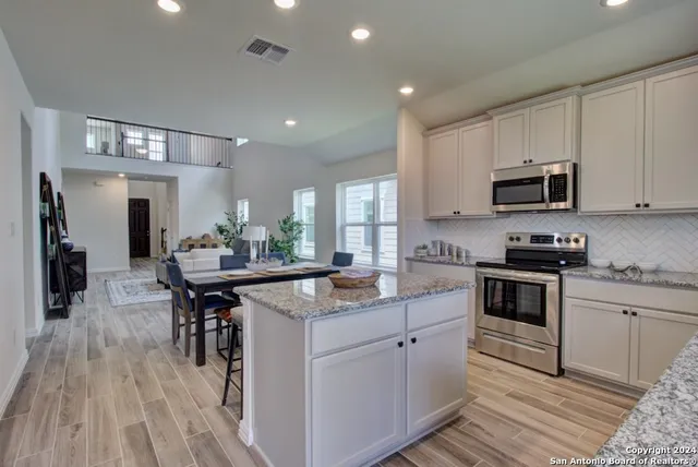$387,990 | 1243 Casetta Run, New Braunfels, TX 78130