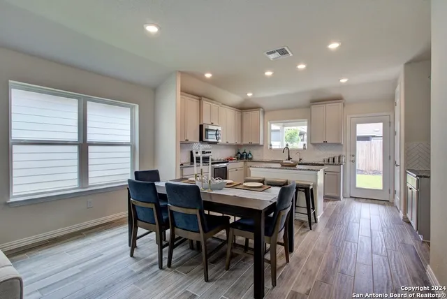 $387,990 | 1243 Casetta Run, New Braunfels, TX 78130