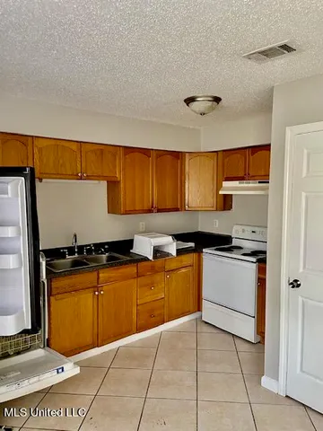 $600,000 | 807 Hardy Avenue, Gulfport, MS 39501