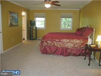 206 Peel Road Langhorne, PA 19047 - Photo 8 of 11 Bedroom - Main
