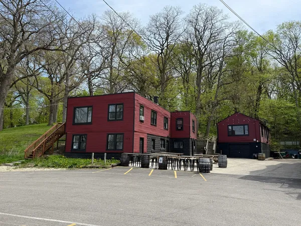$550,000 | 117 Nippersink Boulevard, Fox Lake, IL 60020