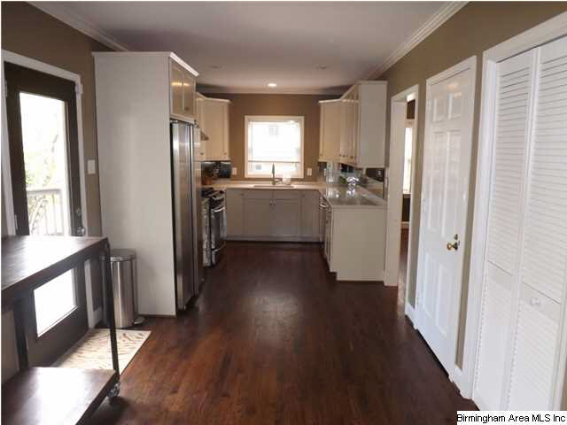 1744 Kensington Road Birmingham, AL 35209 - Photo 6 of 19