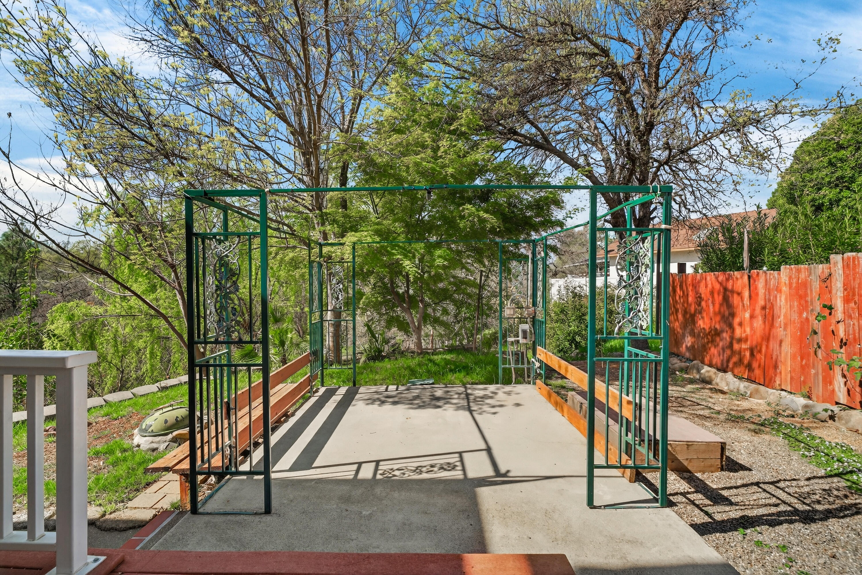 5536 Trish Court Redding, CA 96003 - Photo 35 of 43 5536 Trish Ct, Redding -05680