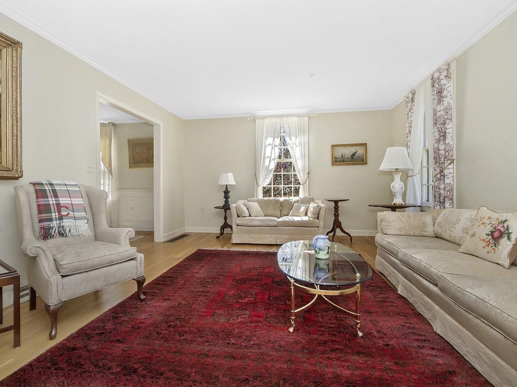 11 Linway Road Lincoln, MA 01773 - Photo 4 of 22 Gallery Image 4
