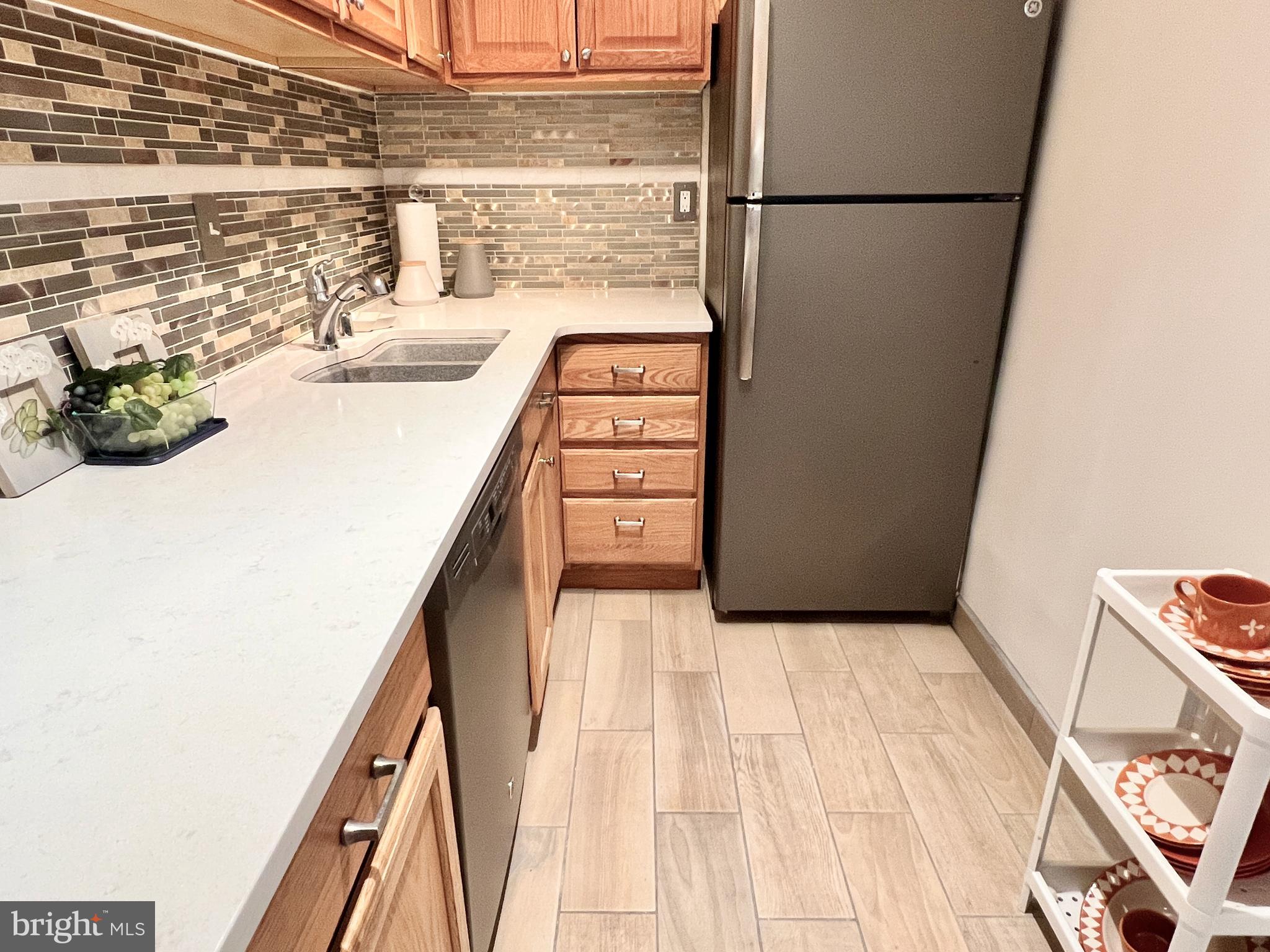 1245 4th Street Southwest, Unit E207 Washington, DC 20024 - Photo 18 of 44