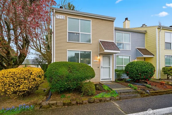 $275,000 | 7113 Northeast 43rd Street, Unit F, Vancouver, WA 98661