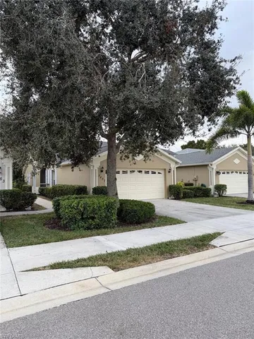 $440,000 | 8467 Ibis Cove Circle, Unit M678, Naples, FL 34119