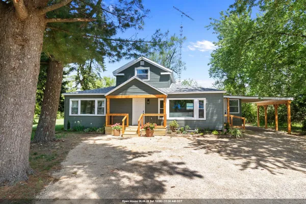 $299,900 | 616 West Main Street, Wautoma, WI 54982