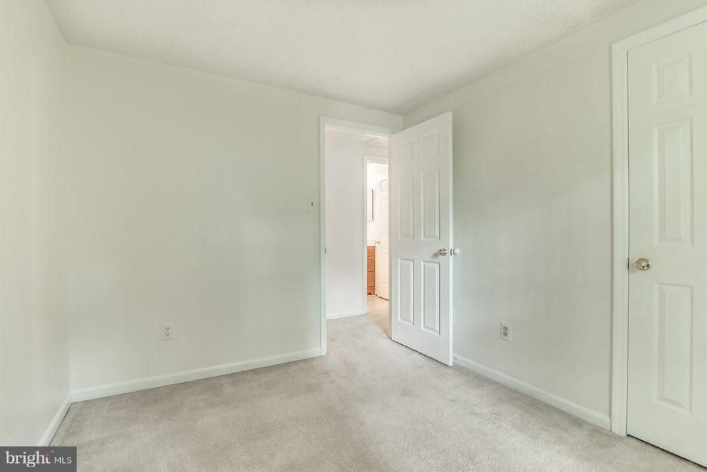 13900 Winding Ridge Lane Centreville, VA 20121 - Photo 18 of 32 Interior (General)
