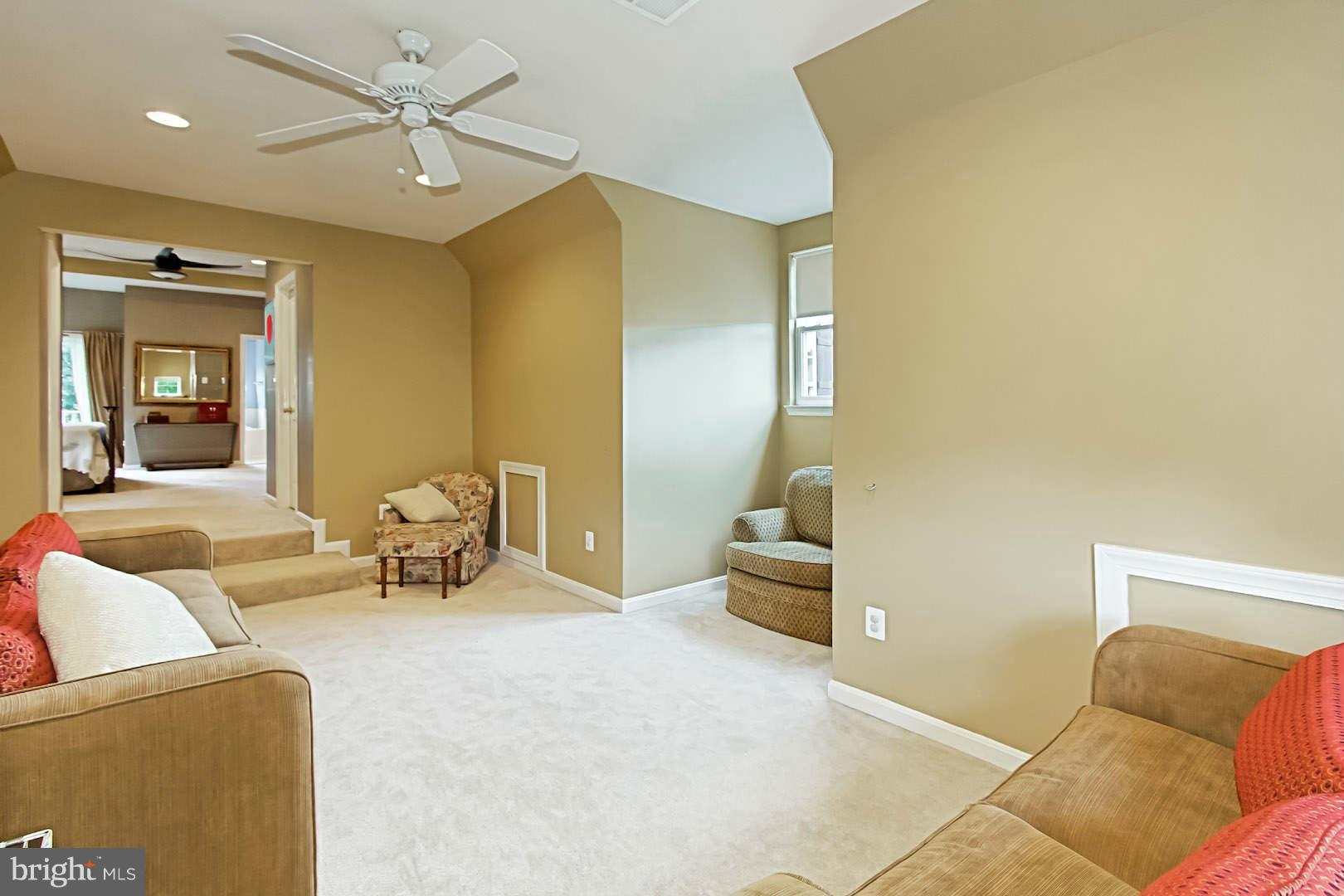9050 Roaring Spring Loop Bristow, VA 20136 - Photo 22 of 30 Bedroom (Master)