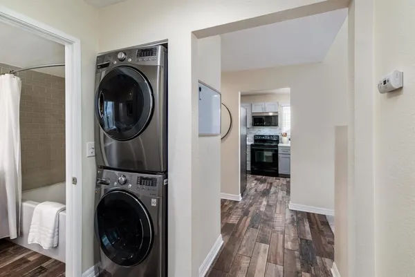 $689,000 | 930 Via Mil Cumbres, Unit 170, Solana Beach, CA 92075