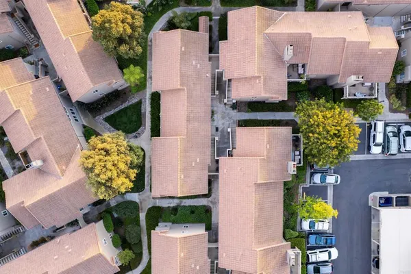 $689,000 | 930 Via Mil Cumbres, Unit 170, Solana Beach, CA 92075