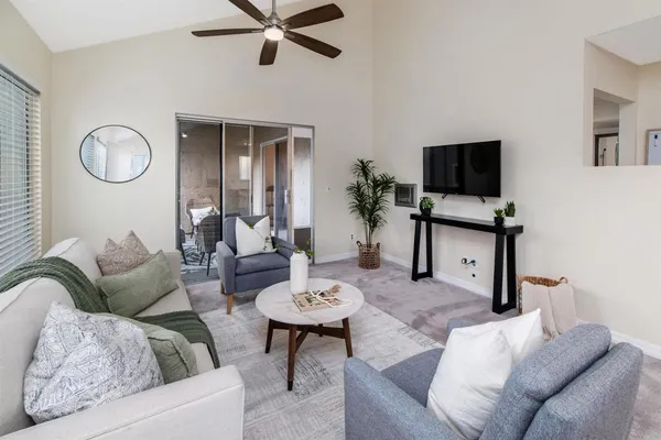 $689,000 | 930 Via Mil Cumbres, Unit 170, Solana Beach, CA 92075