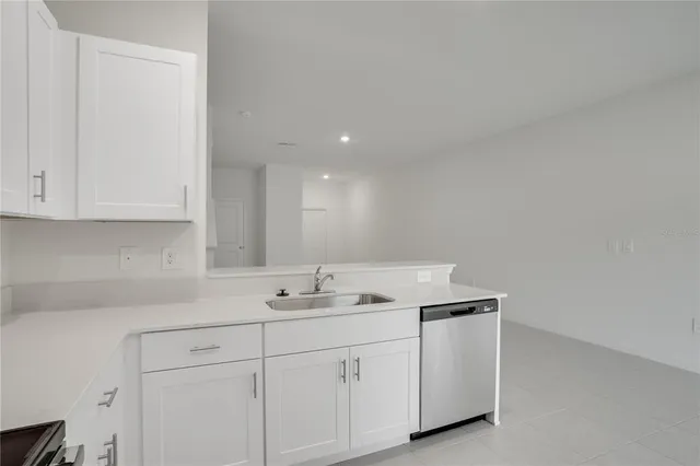 $2,099 | 212 27th Street Southeast, Ruskin, FL 33570