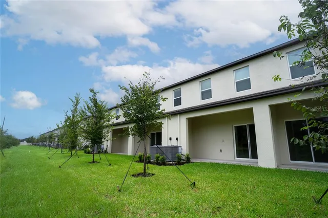 $2,099 | 212 27th Street Southeast, Ruskin, FL 33570