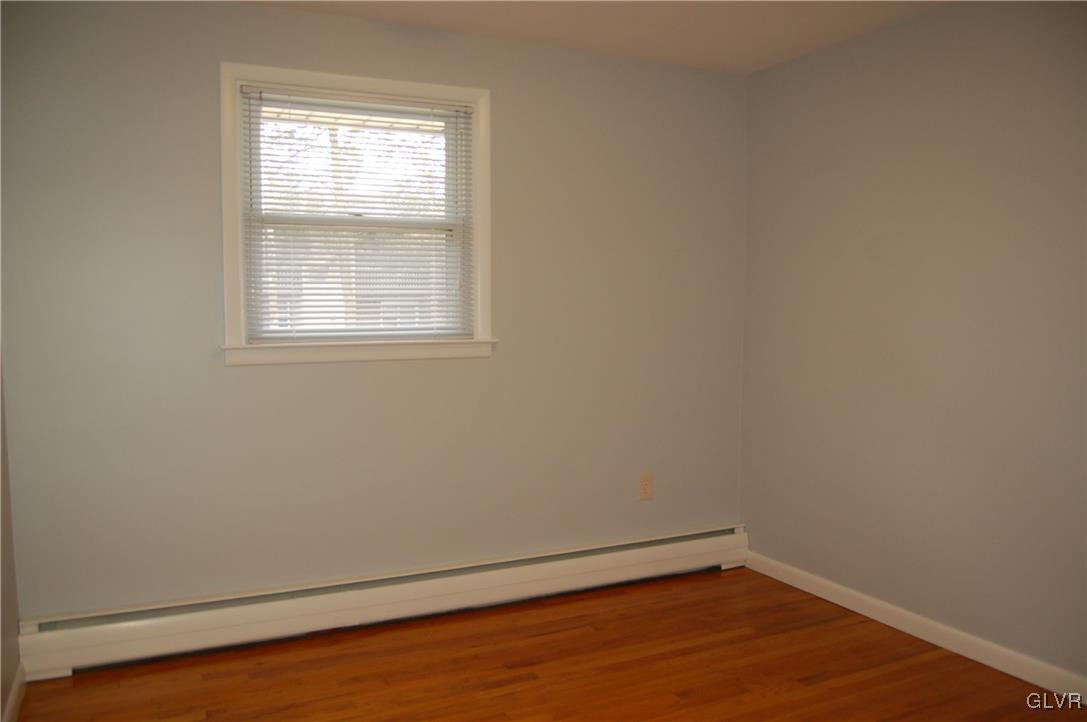1309 Overlook Road Whitehall, PA 18052 - Photo 14 of 33 Gallery Image 14