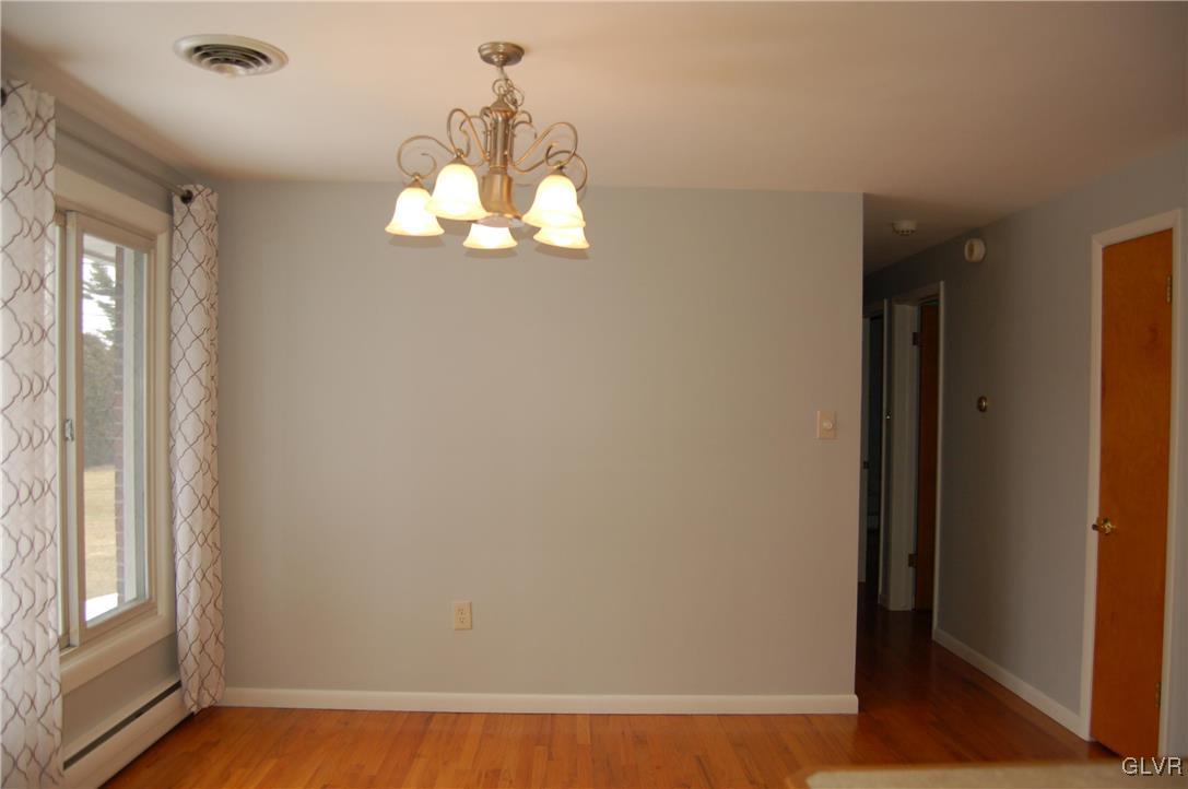 1309 Overlook Road Whitehall, PA 18052 - Photo 10 of 33 Gallery Image 10