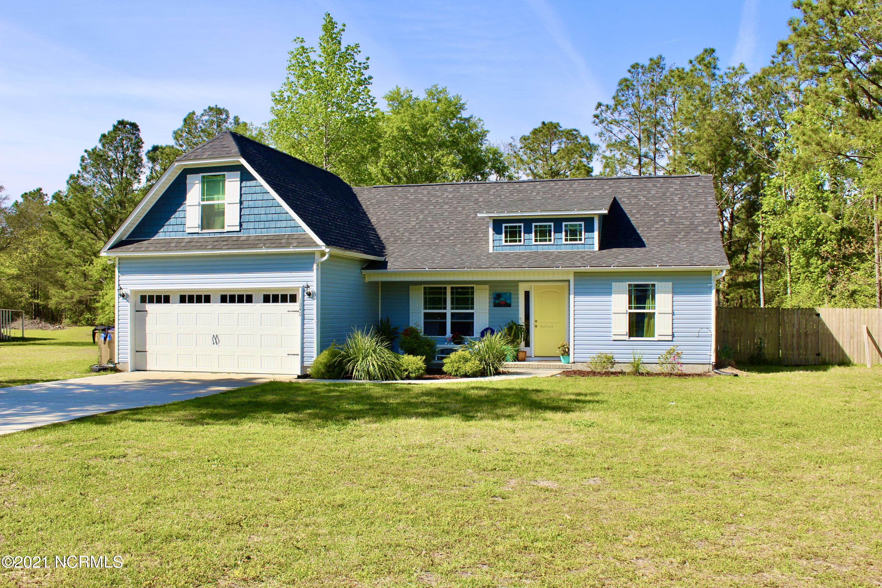 1240 Watts Landing Road Hampstead, NC 28443 - Photo 1 of 18 3919454C-7A70-4809-8B29-5E58AF91EF07_1_2