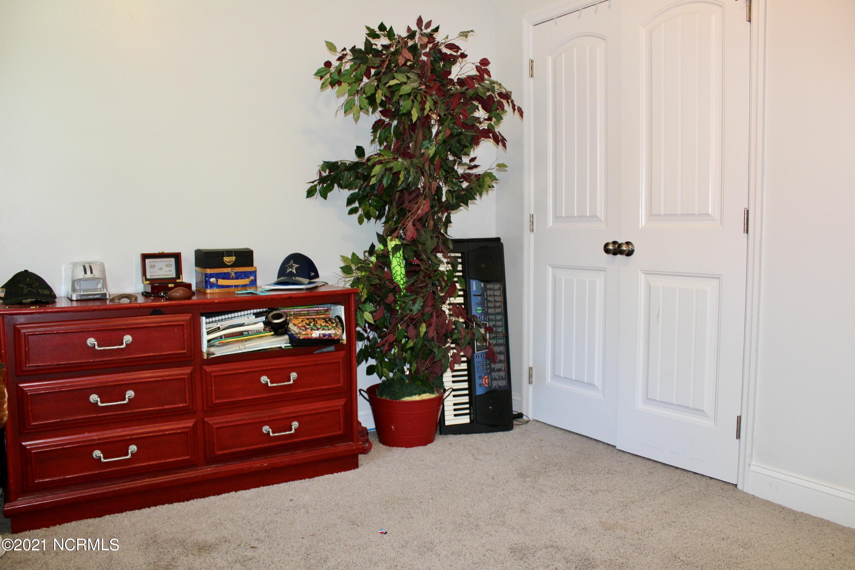 1240 Watts Landing Road Hampstead, NC 28443 - Photo 12 of 18 A6AC0DD6-E6F9-4E15-A7D5-406705B2A2E2_1_2