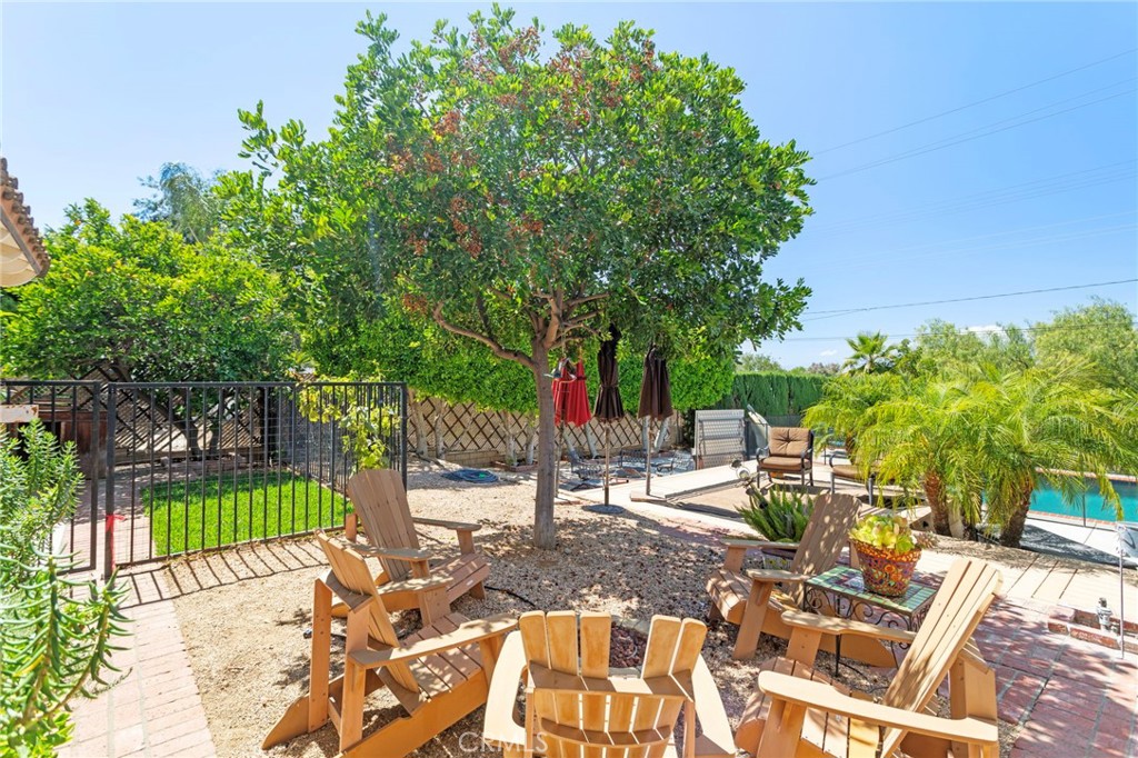 16520 Wagon Wheel Drive Riverside, CA 92506 - Photo 26 of 56