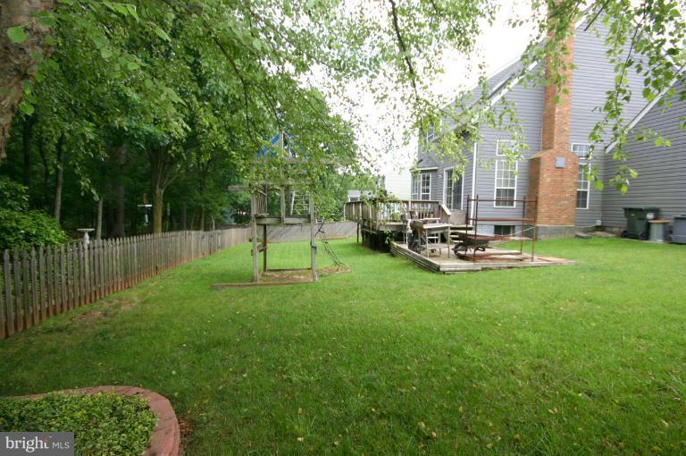147 Seneca Ridge Drive Sterling, VA 20164 - Photo 1 of 23 Exterior (General)