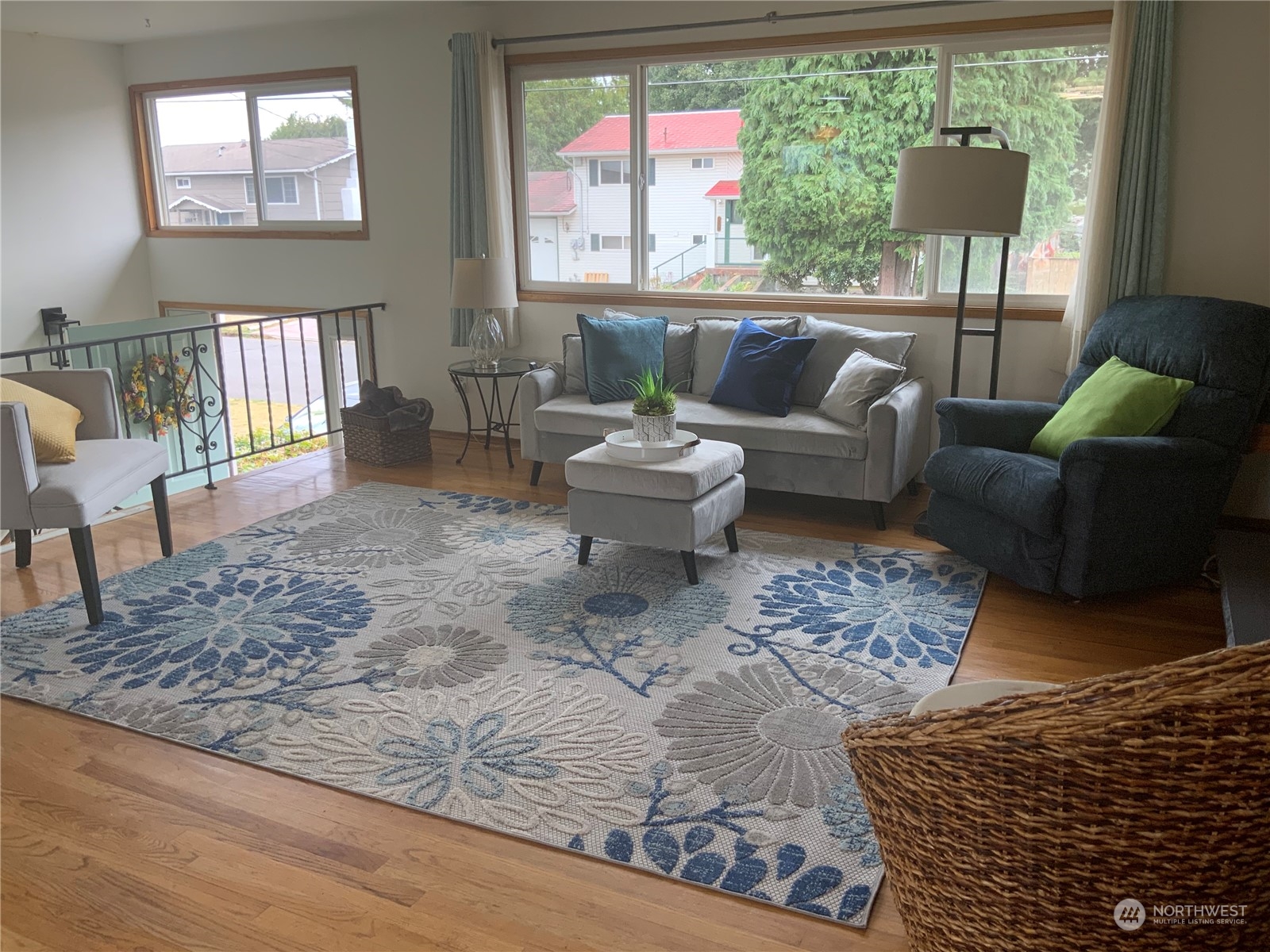 1808 Edmonds Way Southeast Renton, WA 98058 - Photo 11 of 27 Gallery Image 11