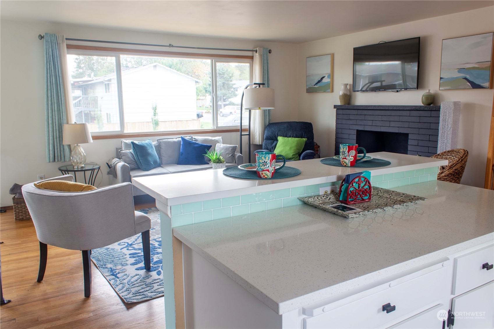1808 Edmonds Way Southeast Renton, WA 98058 - Photo 6 of 27 Gallery Image 6