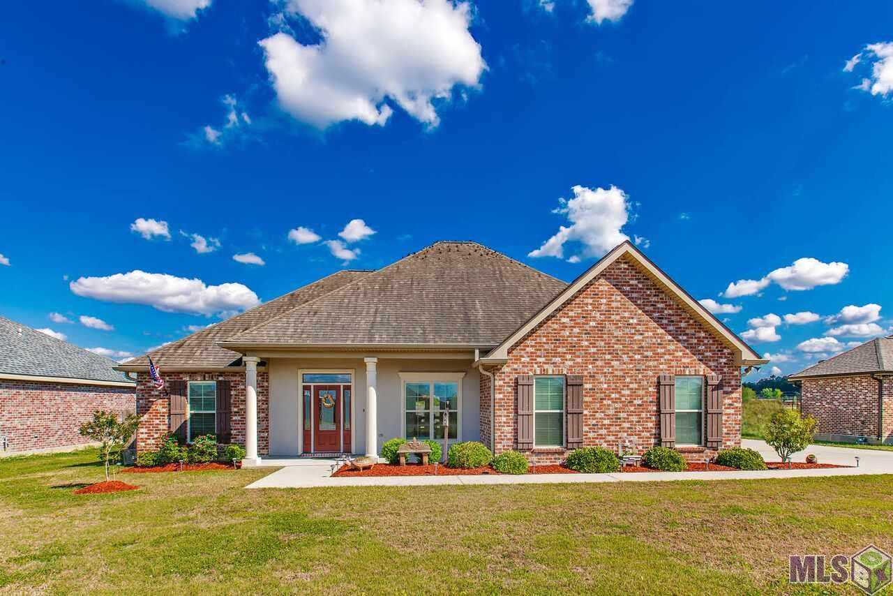 631 Waverly Road Thibodaux, LA 70301 - Photo 1 of 12 3 bedroom plus office/nursery!.