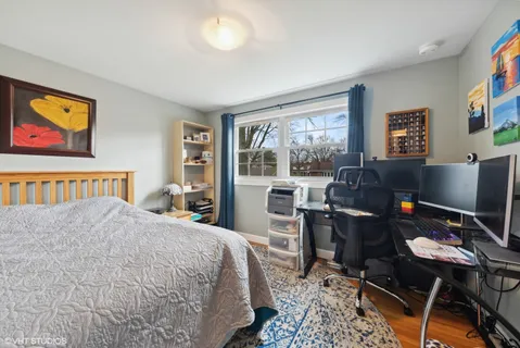 $600,000 | 711 East Hackberry Drive, Arlington Heights, IL 60004