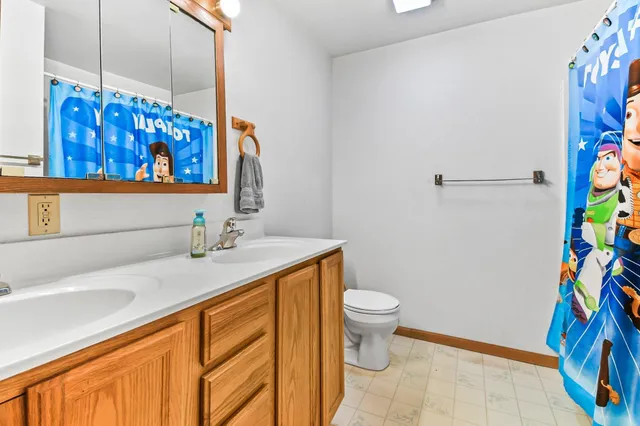 $525,900 | 219 Lincoln Avenue, Rio, WI 53960