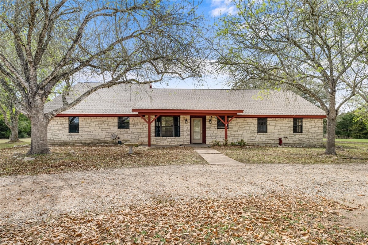 620 Panorama Road La Grange, TX 78945 - Photo 1 of 21