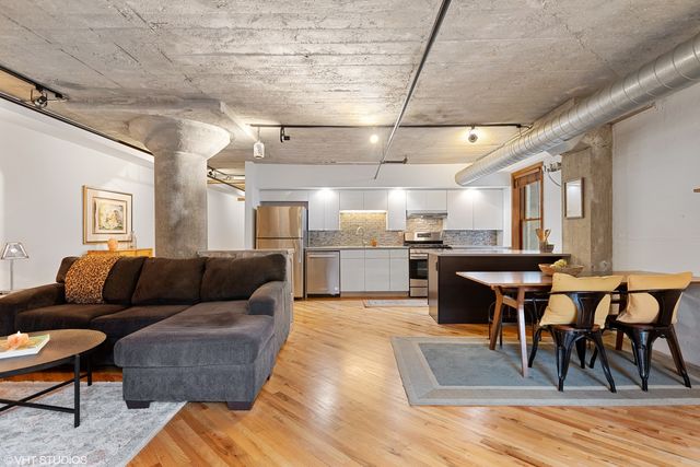 $342,000 | 1830 Ridge Avenue, Unit 1, Evanston, IL 60201