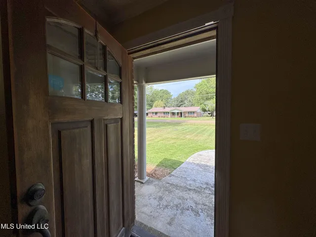 $342,000 | 208 Bruce Street, Batesville, MS 38606