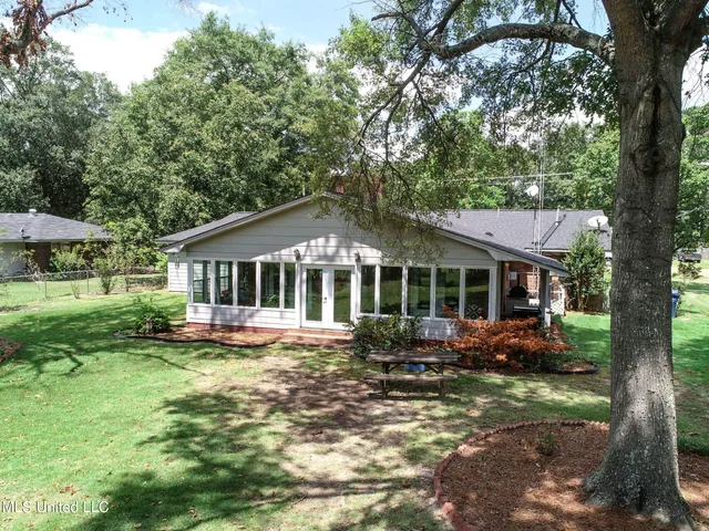 $342,000 | 208 Bruce Street, Batesville, MS 38606