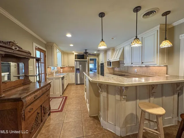 $342,000 | 208 Bruce Street, Batesville, MS 38606