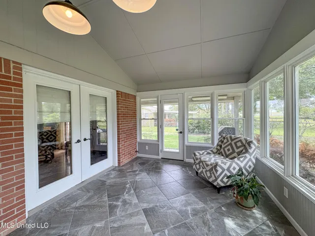 $342,000 | 208 Bruce Street, Batesville, MS 38606