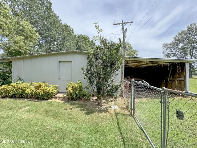 $342,000 | 208 Bruce Street, Batesville, MS 38606