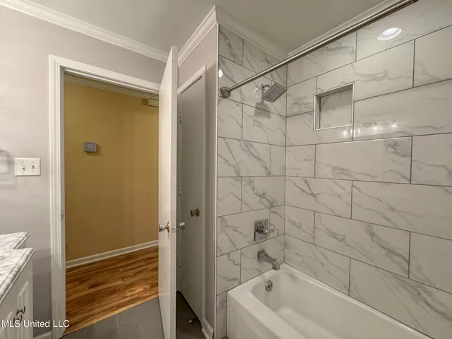 $342,000 | 208 Bruce Street, Batesville, MS 38606