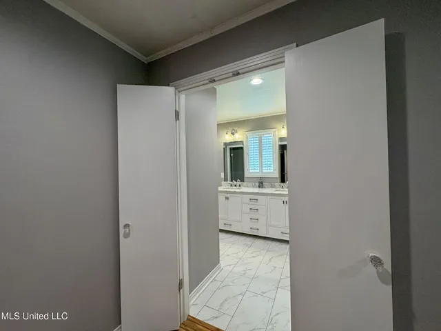 $342,000 | 208 Bruce Street, Batesville, MS 38606