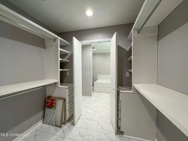 $342,000 | 208 Bruce Street, Batesville, MS 38606