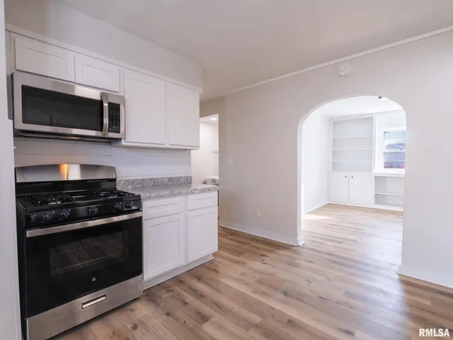 $132,500 | 206 South Bellevue Avenue, Peoria, IL 61604