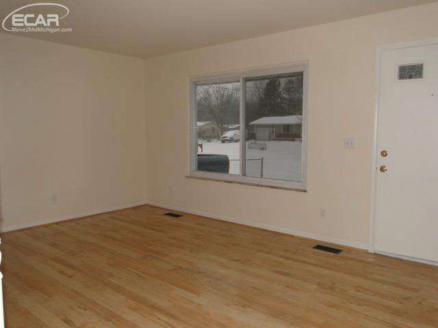 2017 Morgan Road Clio, MI 48420 - Photo 2 of 13 20457683-1.JPG